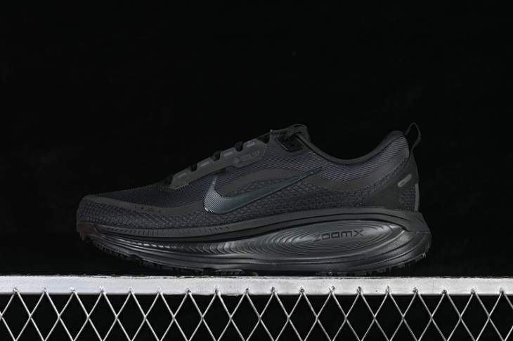 Picture of Nike Vomero 18 _SKUfw22378394280162529fw